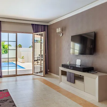 Caracos Villa Arona (Tenerife)